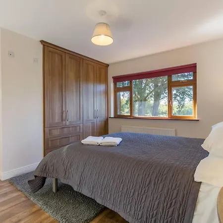 The - On The Waterford Greenway Dom wakacyjny